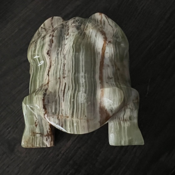 Hand-carved Onyx Frog - Picture 2 of 6